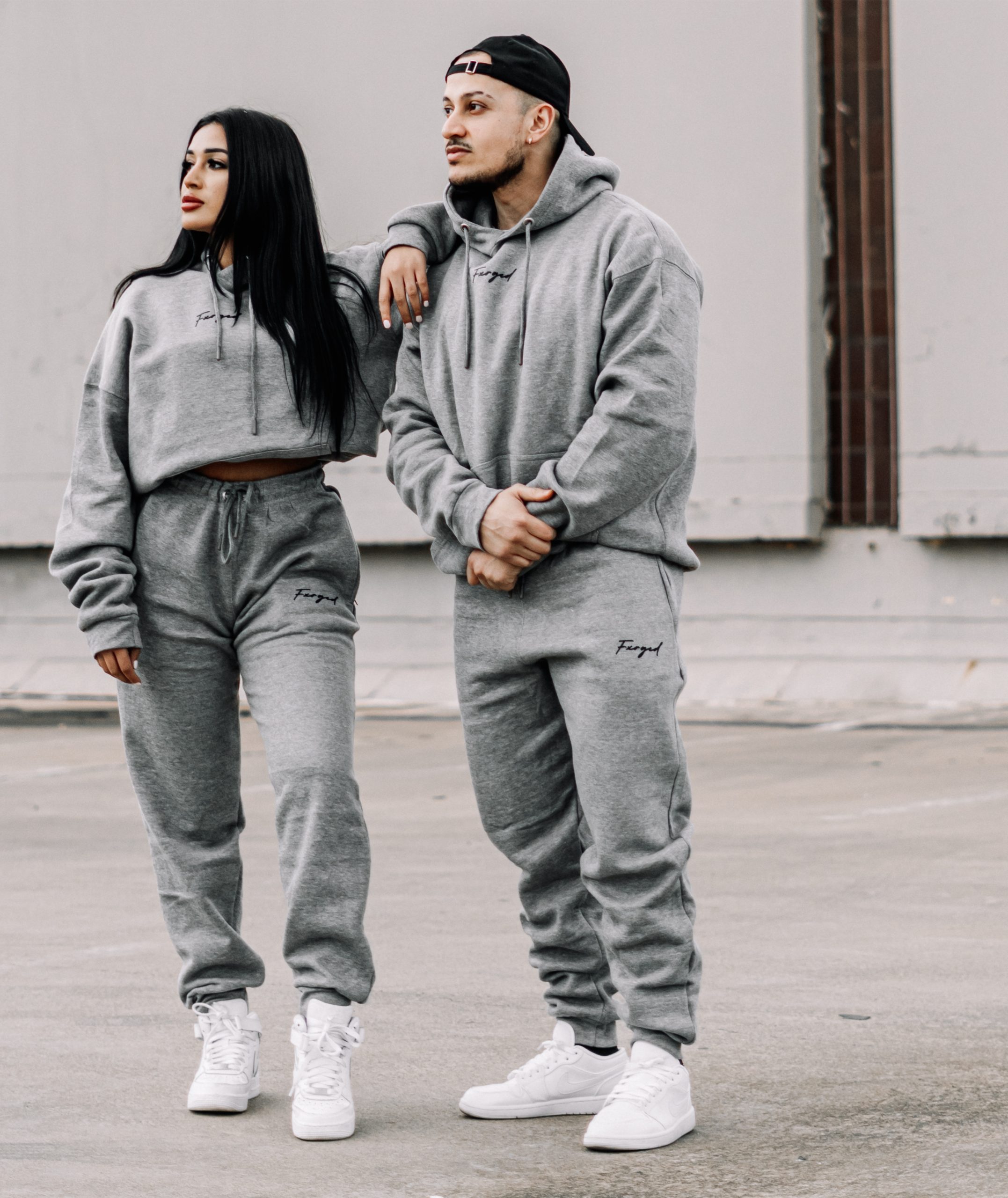 Signature Luxury Tracksuit – Unisex Hoodie & Jogger Set (Heather Grey)